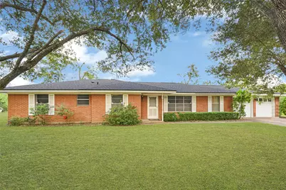 301 Hill Street #305, Prairie View, TX 77445 - Photo 2