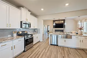 7802 Bellwick Ct, Pasadena, TX 77505 - Photo 14