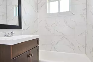 10910 Fullerton Dr, Houston, TX 77043 - Photo 10