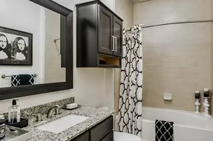 2801 Waterwall Dr, Houston, TX 77056 - Photo 8