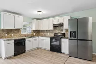 3511 Dreyfus St, Houston, TX 77021 - Photo 4