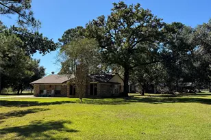 150 Schooner Dr, Trinity, TX 75862 - Photo 2