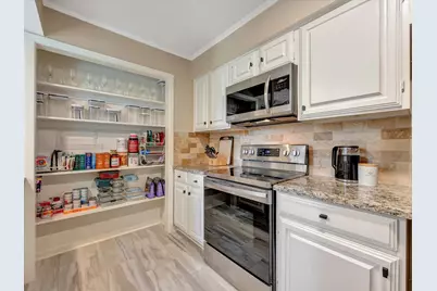16570 Space Center Boulevard, Houston, TX 77058 - Photo 14