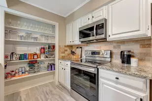 16570 Space Center Blvd, Houston, TX 77058 - Photo 14