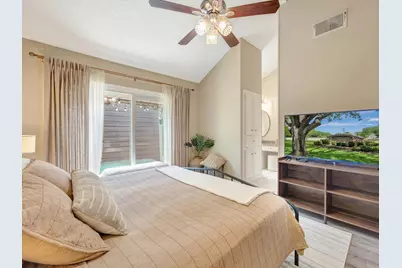 16570 Space Center Boulevard, Houston, TX 77058 - Photo 22