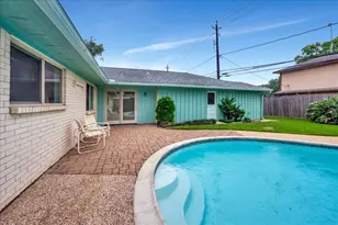 503 Whitecap Dr, El Lago, TX 77586 - Photo 2