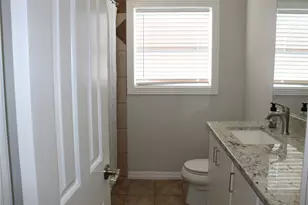 2914 Pitzlin St, Houston, TX 77023 - Photo 8