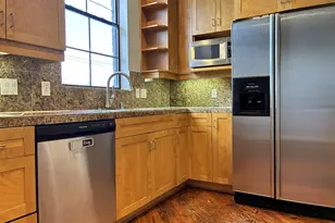 1000 Columbus St, Houston, TX 77019 - Photo 8