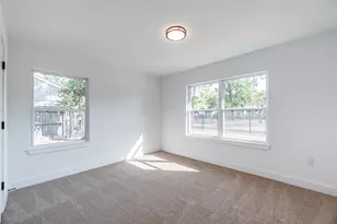 8658 Sonneville Dr, Houston, TX 77080 - Photo 24