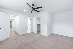 8658 Sonneville Dr, Houston, TX 77080 - Photo 20