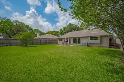 3007 Cloverdale, League City, TX 77573 - Photo 20