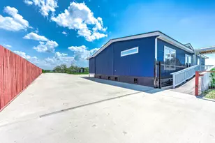 302 Pino Ave, Alvin, TX 77511 - Photo 8