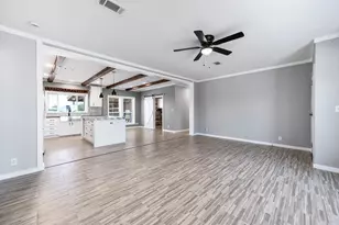 302 Pino Ave, Alvin, TX 77511 - Photo 14