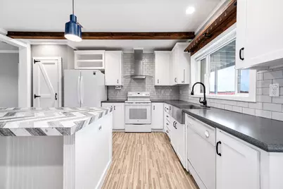 302 Pino Avenue, Alvin, TX 77511 - Photo 18