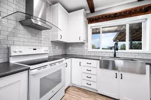 302 Pino Ave, Alvin, TX 77511 - Photo 20