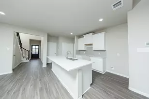 2019 Emerald Lk Trl, Dayton, TX 77535 - Photo 2