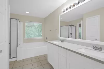 122 N N Camelia Grove Circle, The Woodlands, TX 77382 - Photo 14