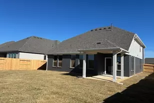 318 Legacy Point Dr, Sealy, TX 77474 - Photo 6