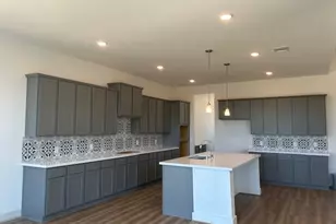 318 Legacy Point Dr, Sealy, TX 77474 - Photo 10