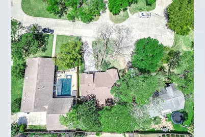 2506 Swan Court, Houston, TX 77058 - Photo 44