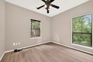 41 Creek Forest Ln, Conroe, TX 77384 - Photo 30