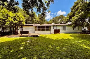 2419 Meadow Ln, La Marque, TX 77568 - Photo 18