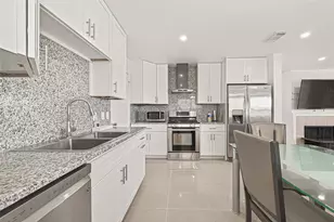 15707 Crooked Arrow Dr, Sugar Land, TX 77498 - Photo 18