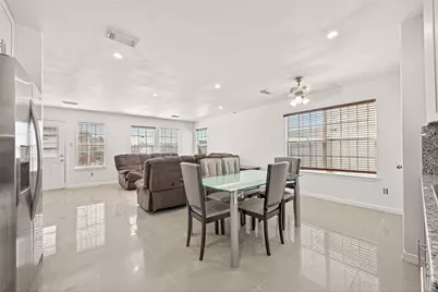 15707 Crooked Arrow Drive, Sugar Land, TX 77498 - Photo 16