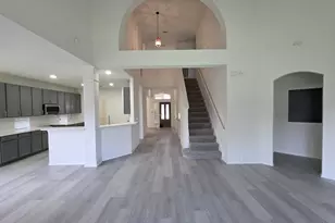 9005 Sundown Dr, Pearland, TX 77584 - Photo 2