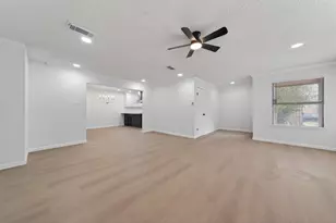 6 Quailwood Dr, Baytown, TX 77521 - Photo 12