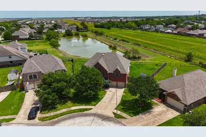 8206 Shady Grove Street, Baytown, TX 77523 - Photo 44