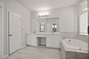 11415 Lucky Fls Dr, Houston, TX 77047 - Photo 12