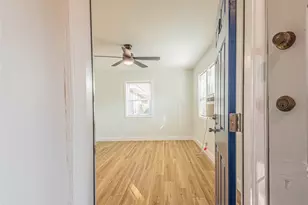 2303 Rosewood St, Houston, TX 77004 - Photo 2