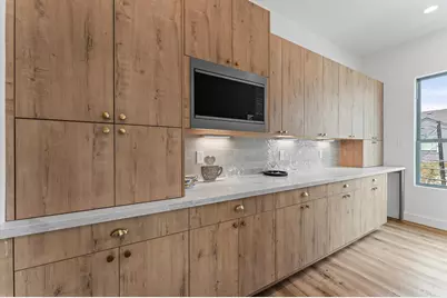 1122 W 17th Street #C, Houston, TX 77008 - Photo 16