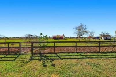 2159 Settlers Court Drive, Sealy, TX 77474 - Photo 40
