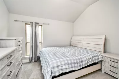 5042 Albany Shores Lane, Fulshear, TX 77441 - Photo 16