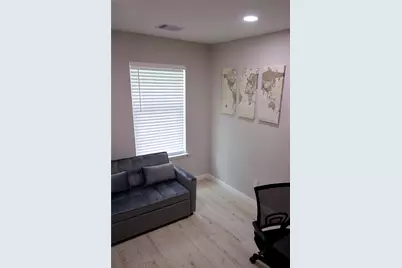 14 Redberry Court, The Woodlands, TX 77381 - Photo 6