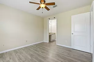18800 Egret Bay Blvd, Webster, TX 77058 - Photo 8