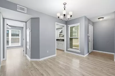 18800 Egret Bay Boulevard #1007, Webster, TX 77058 - Photo 4