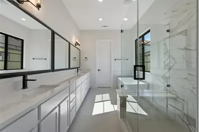 3243 Royal Oaks Hollow Lane, Houston, TX 77082 - Photo 12