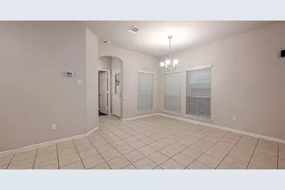 6409 Hollock Meadows Lane, Houston, TX 77048 - Photo 20
