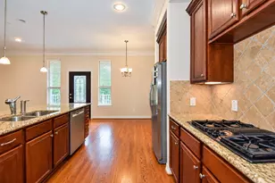 815 Garden Rose Ln, Houston, TX 77018 - Photo 4