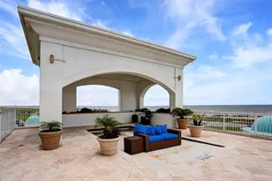 500 Seawall Blvd, Galveston, TX 77550 - Photo 8