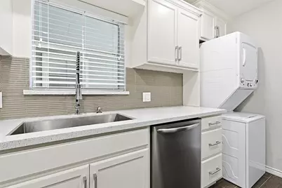 18800 Egret Bay Boulevard #102, Webster, TX 77058 - Photo 24