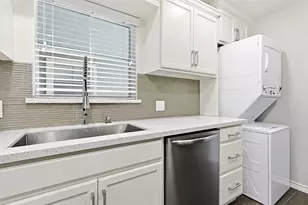 18800 Egret Bay Blvd, Webster, TX 77058 - Photo 24