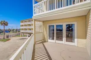 6300 Seawall Blvd, Galveston, TX 77551 - Photo 28
