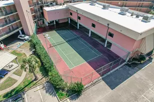 6300 Seawall Blvd, Galveston, TX 77551 - Photo 22