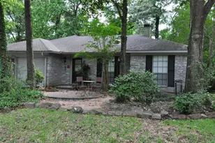 5 W Broken Oak Ct, The Woodlands, TX 77381 - Photo 1