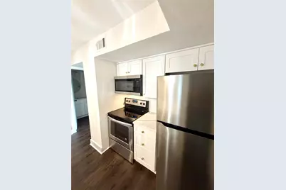 18617 Egret Bay Boulevard #504, Webster, TX 77058 - Photo 14