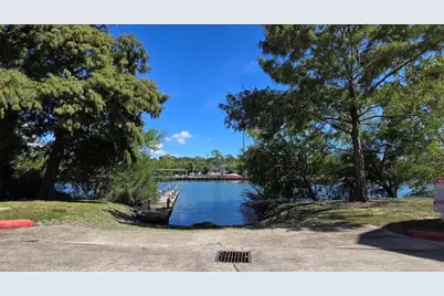 18617 Egret Bay Boulevard #504, Webster, TX 77058 - Photo 22